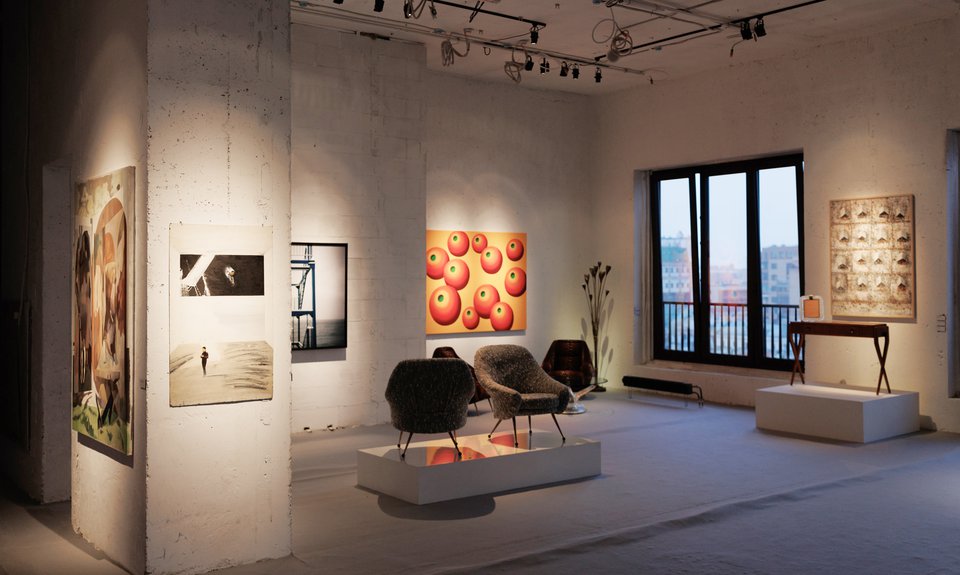 Выставка «Искусство и дизайн» от компании Vesper и аукционного дома Vladey. Фото: Vesper/Vladey