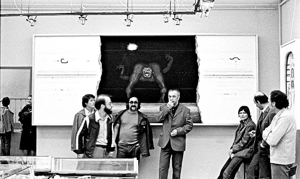 На выставке Эдуарда Штейнберга и Владимира Янкилевского в Горкоме графиков. Москва, 1978. Фото: RAAN