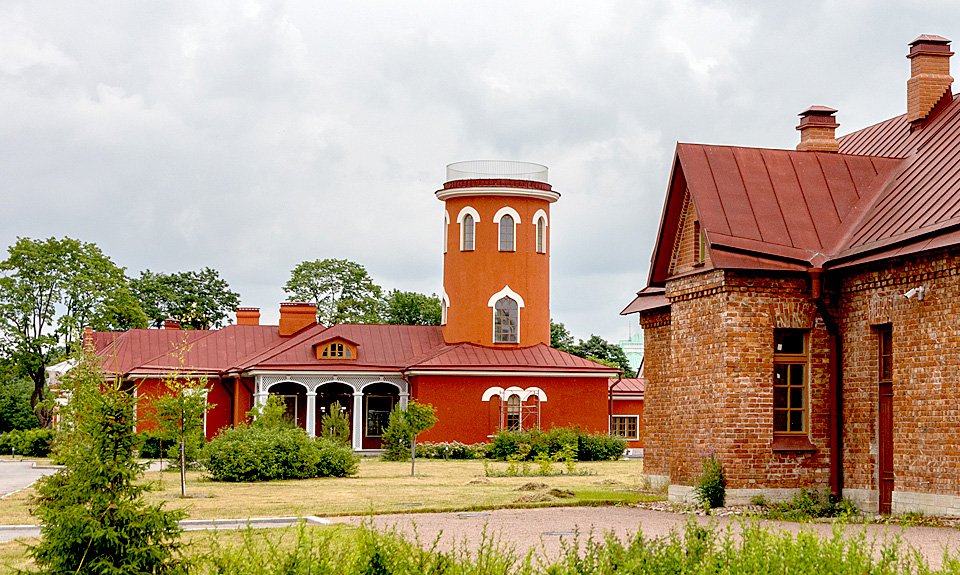 Комплекс Императорская ферма был возведен А. А. Менеласом в 1818–1828 годах. Фото: Музей-заповедник «Царское Село»
