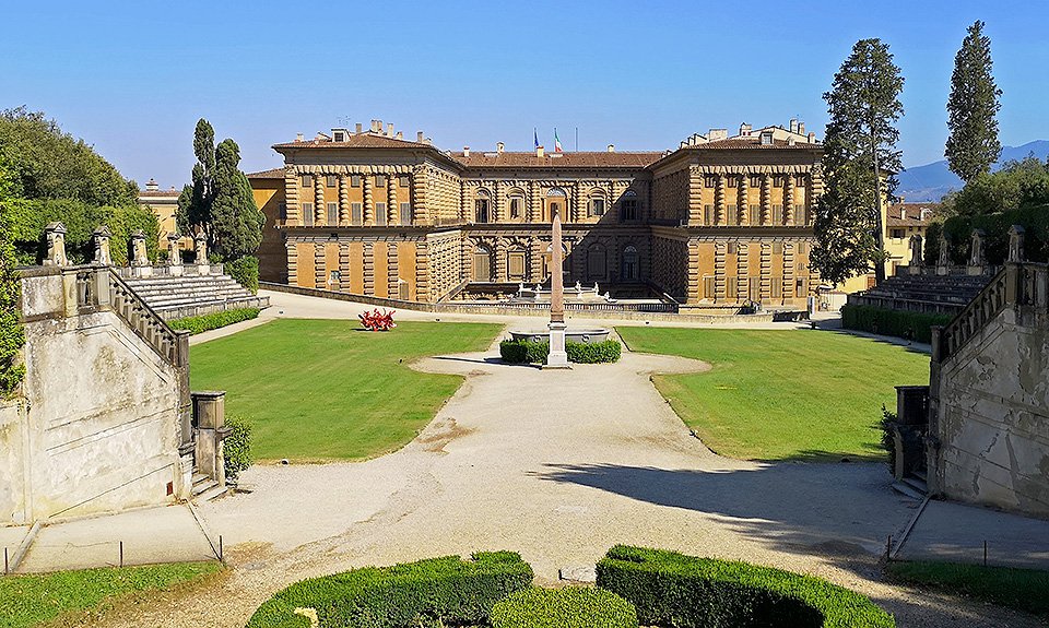 Сады Боболи расположены за палаццо Питти. Фото: Vicky T