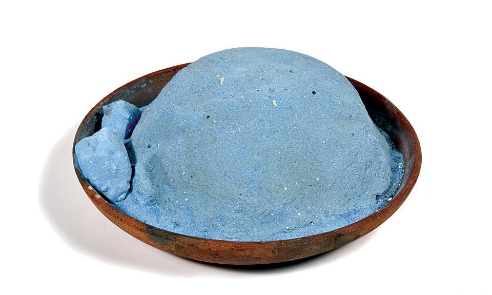 Чаша с голубым пигментом. Помпеи. I в. н.э. Фото: Городской археологический музей Болоньи