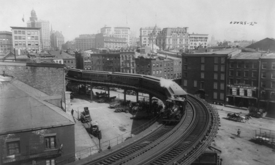 Надземная железная дорога, участок которой проходил по улице Коентис-Слип. 1894. Фото: Library of Congress
