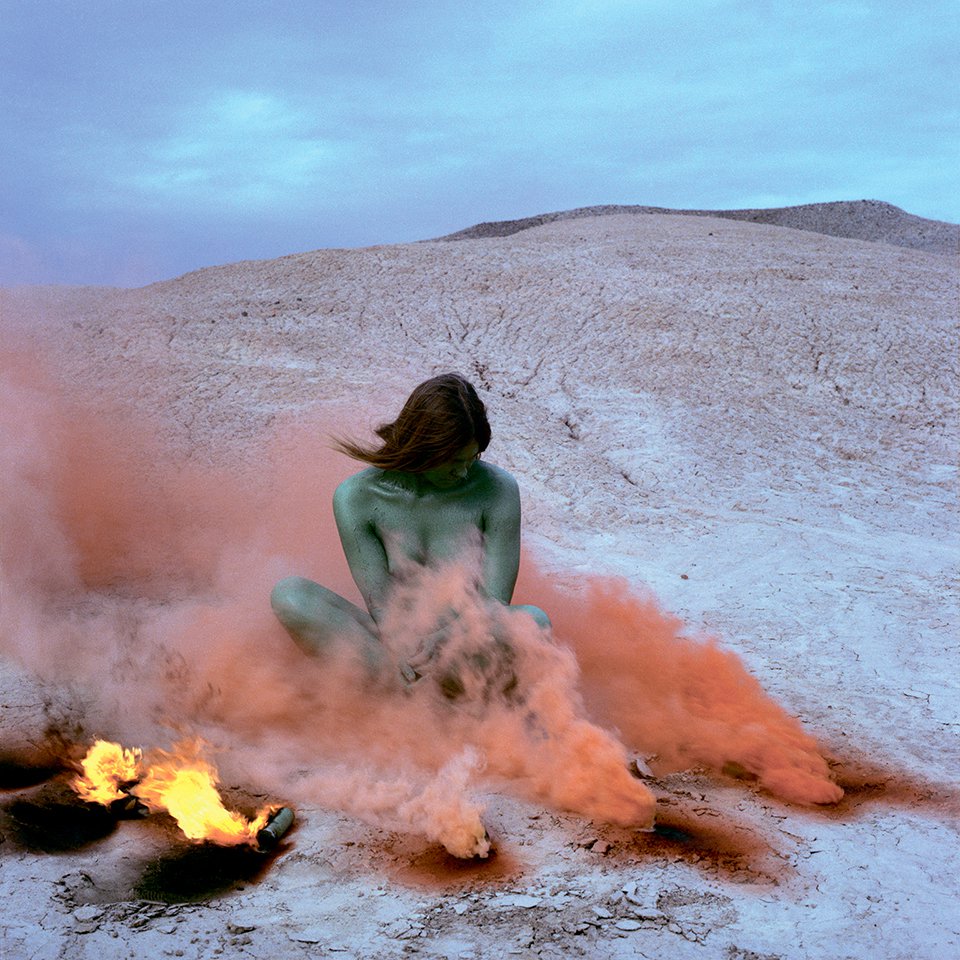 Джуди Чикаго. «Жертвоприношение». 1972. Из серии «В огне». Фото: the artist/ARS, New York
