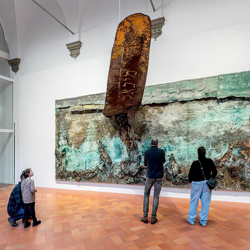 Выставка «Падшие ангелы» идет в Палаццо Строцци во Флоренции. 2024.  Фото: Ela Bialkowska, OKNO Studio/Anselm Kiefer