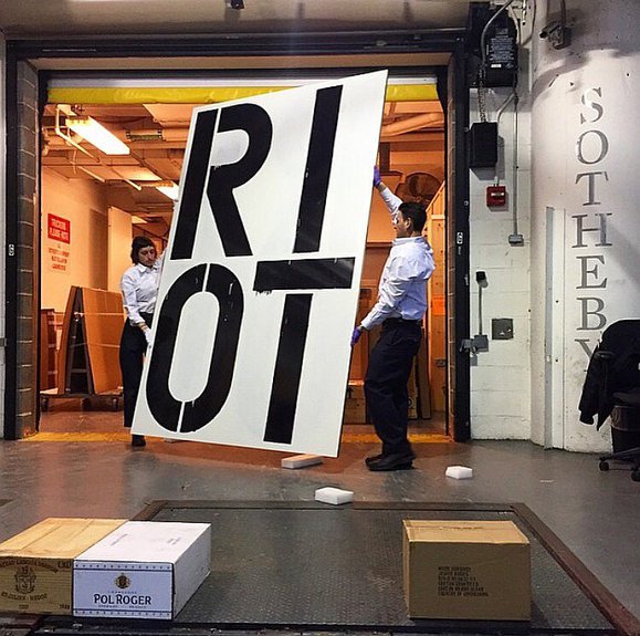 Кристофер Вул. "Без названия (Riot)". Sotheby's, $30 млн