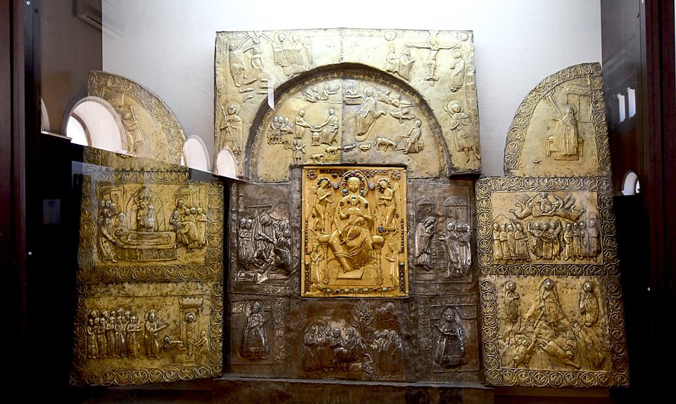 «Богородица Гелатская». XVI в. Кутаисский исторический музей. Фото: Wikimedia commons