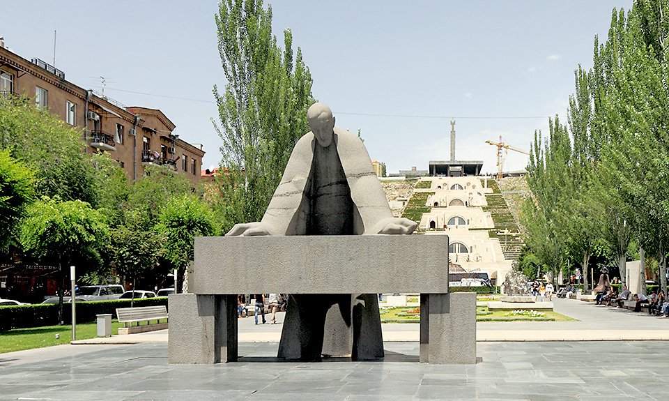 Паматник Александру Таманяну. Фото: Wikimedia Commons