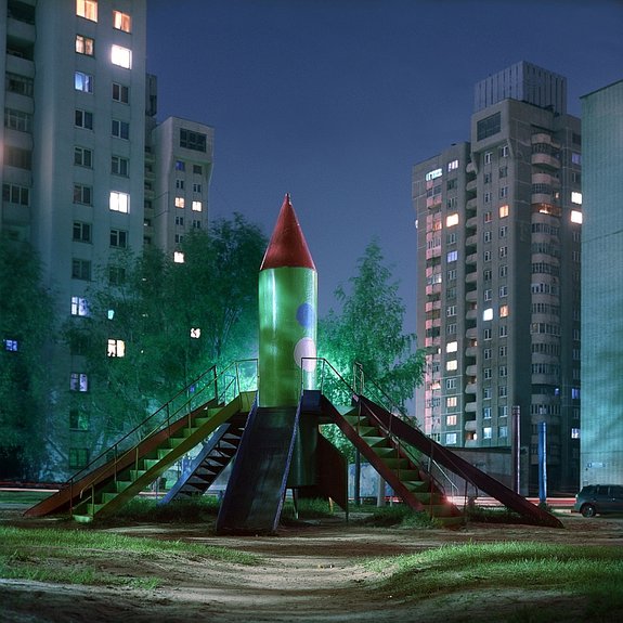 Иван Михайлов. Из серии "Детская площадка". 2010 / Собрание: Мультимедиа Арт Музей, Москва ©Иван Михайлов