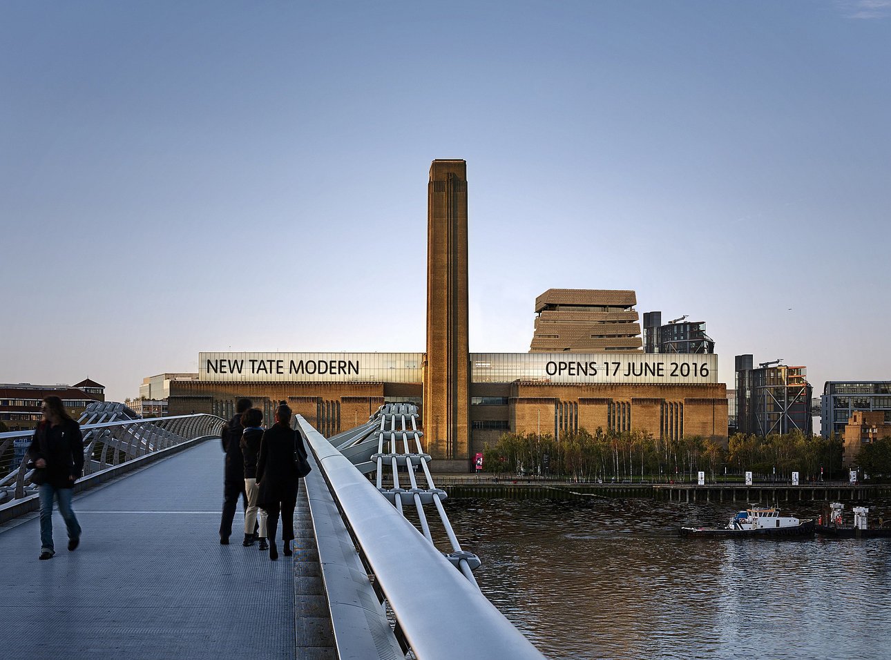 Фото: Hayes Davidson and Herzog & de Meuro