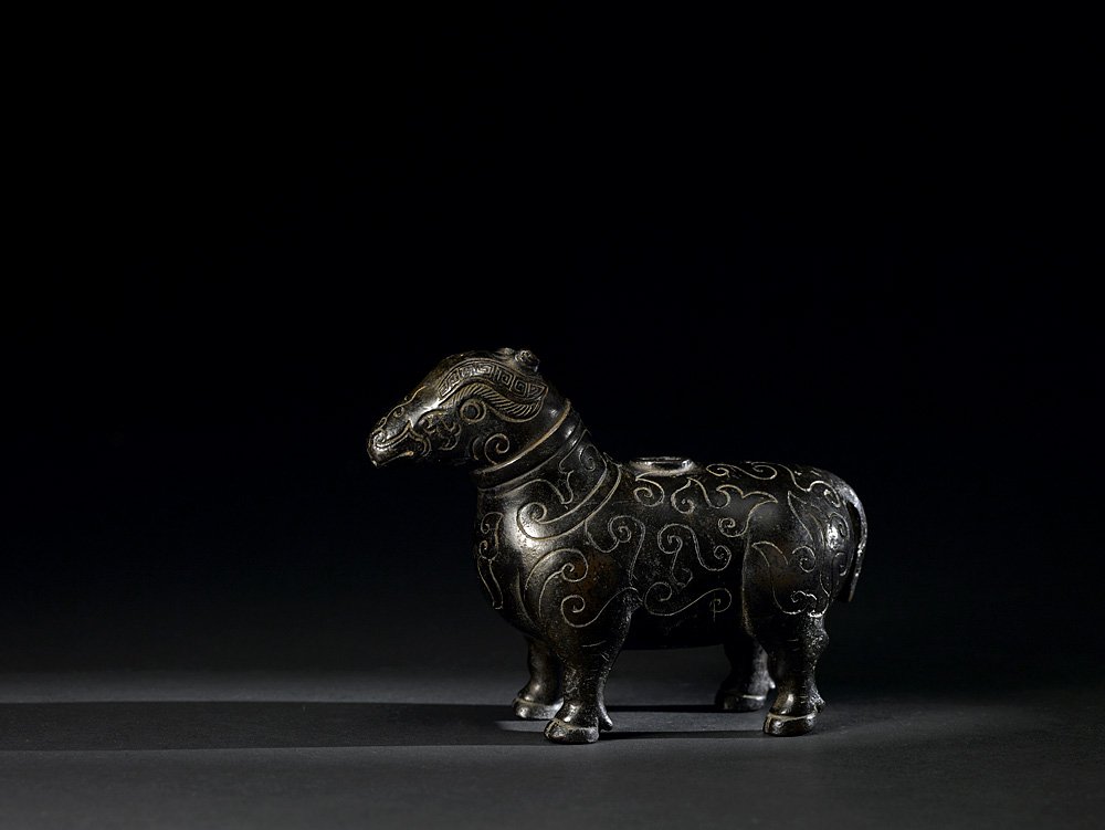Капельница для разведения туши. Династия Мин (1368–1644). Бронза. Фото: Shanghai Museum