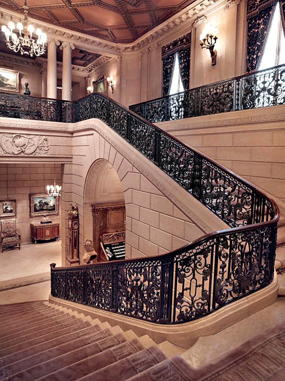 Большая лестница в особняке Коллекции Фрика на Манхэттене. Фото: Michael Bodycom