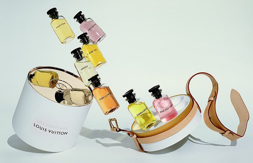 Набор парфюмерных миниатюр Louis Vuitton: ароматы Rose des Vents, Turbulences, Dans la Peau, Apogée, Contre Moi, Matière Noire, Mille Feux. Фото: Louis Vuitto