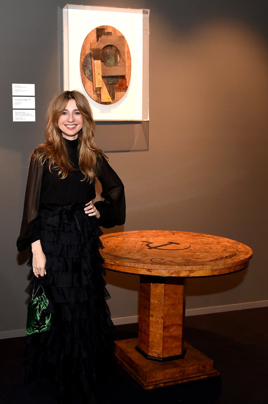 Кристина Краснянская на стенде галереи «Эритаж» на ярмарке BRAFA. 2019