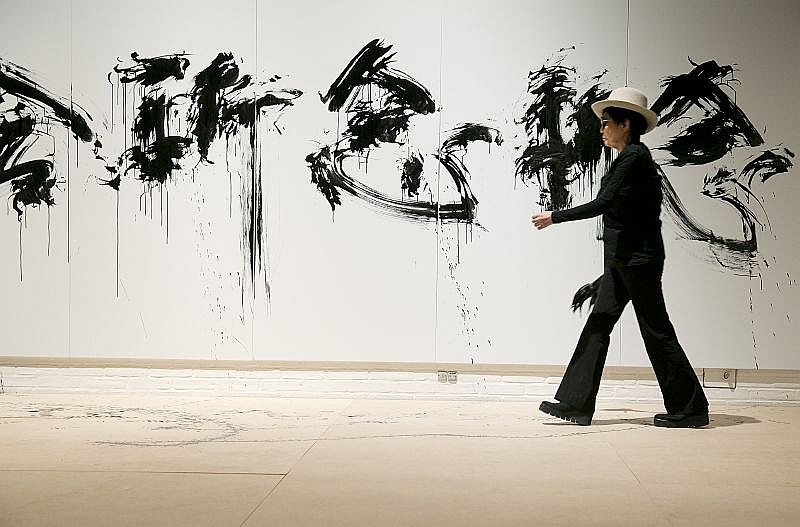 Yoko Ono Performance 7 june 2013. Louisiana Museum of Modern Art / Photo: Bjarke Ørsted