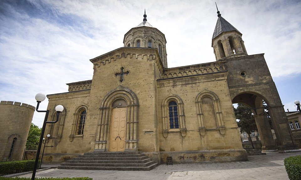 Здание армянской церкви во имя Святого Всеспасителя. Фото: Музей ковра и декоративно- прикладного искусства