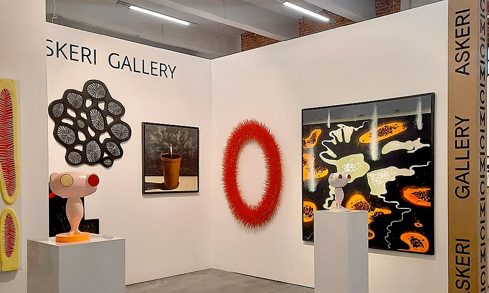 Стенд Askeri Gallery. Фото: Наталия Крючкова/The Art Newspaper Russia