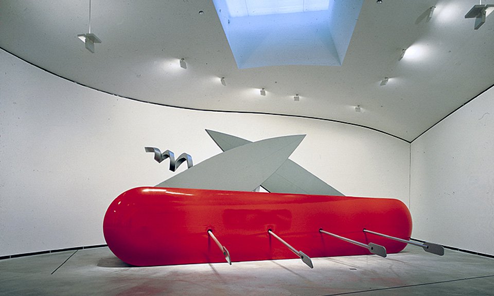 Клас Ольденбург. «Корабль-нож I». 1985. Фото: Guggenheim Museum