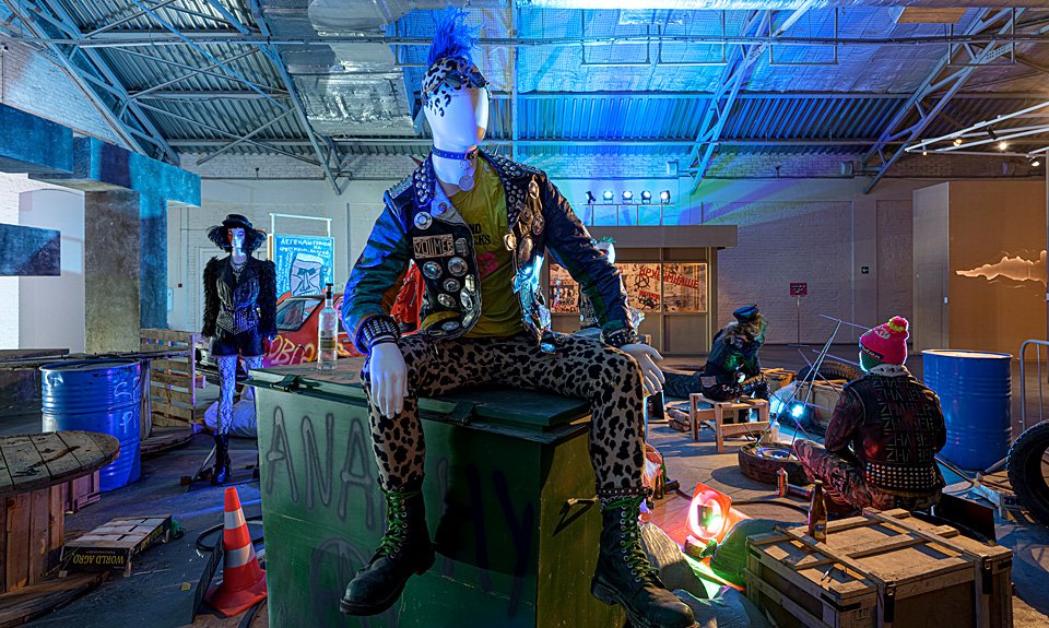 Выставка «Панк-культура. „Король и Шут“» в Центре современного искусства «Винзавод». Фото: ЦСИ «Винзавод»/Planet9/Плюс Студия