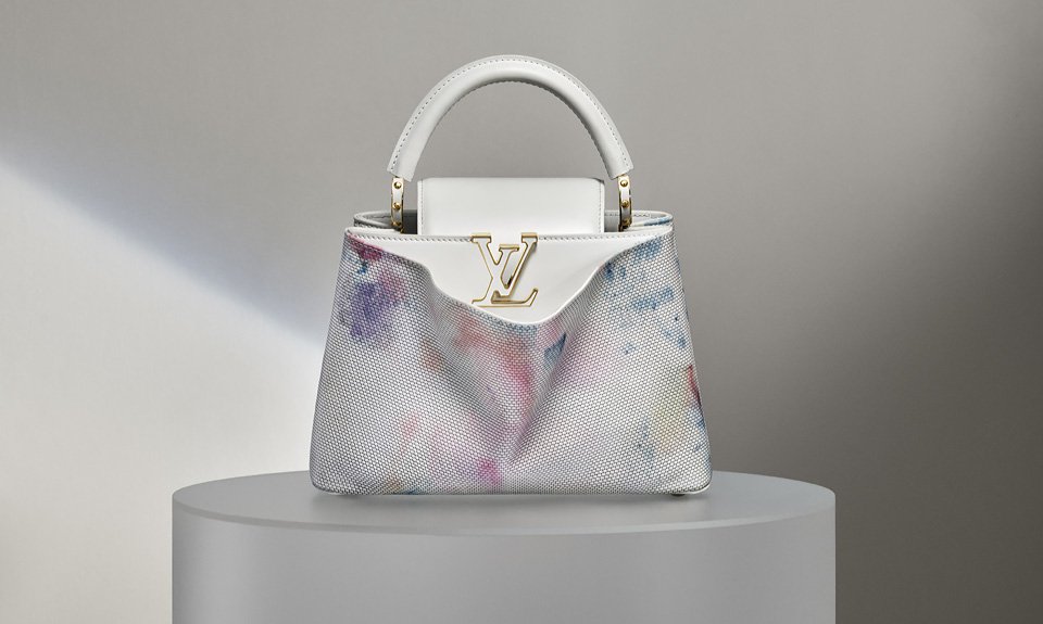 Лиза Лу. Авторская версия сумки Capucines. Фото: Louis Vuitton