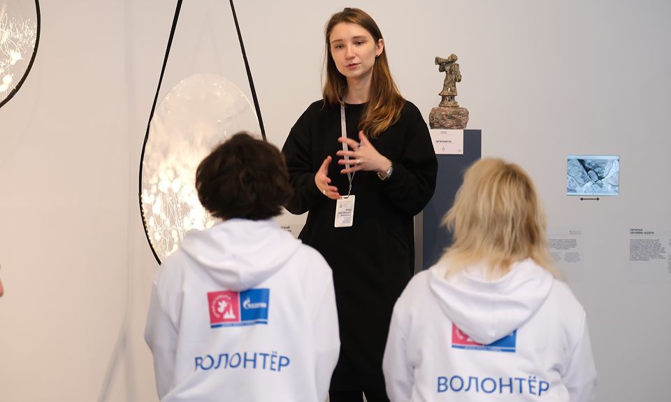 Для арт-медиаторов проводили и теоретические, и практические занятия. Фото: ПАО «Газпром»