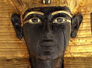 Тутанхамон собирает деньги на музей