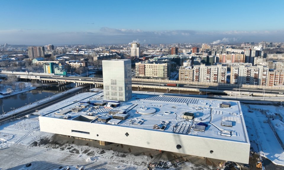 Визуальной доминантой здания стала 50-метровая башня. Фото: Группа компаний Стройтрансгаз