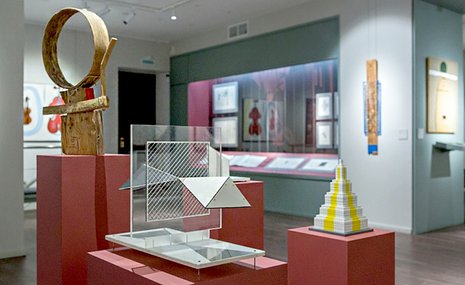 В Москве идет выставка Александра Панкина, мастера абстрактной живописи