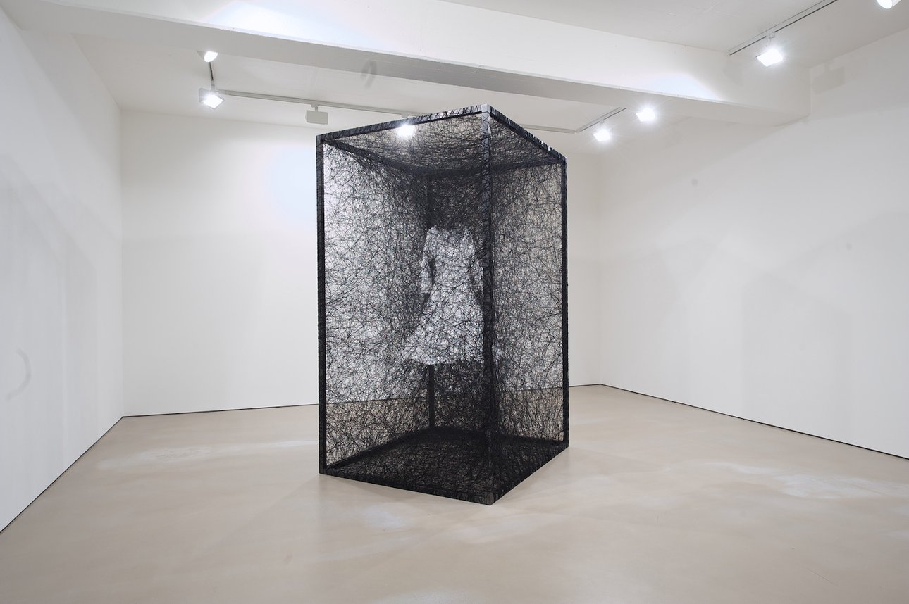 Тихару Сиота. Платье, 2011. Эстимейт £30,000 - 50,000
