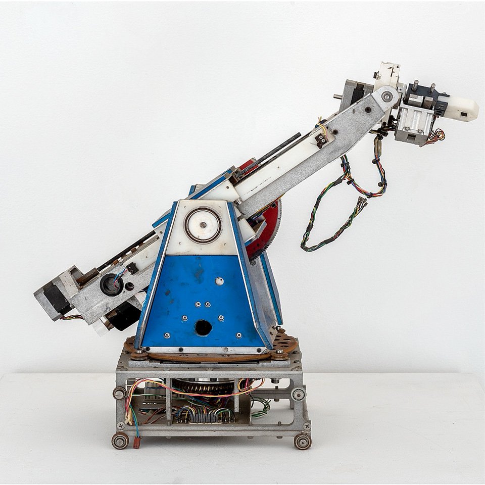 Первая роботизированная машина для рисования Гарольда Коэна (Arm). 1980. Фото: предоставлено MaxArt foundation