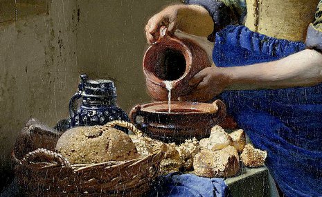 Ученые рассмотрели новые детали на «Молочнице» Вермеера