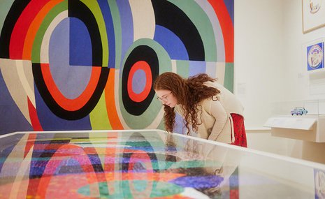 «Предельно современно»: новаторство Сони Делоне