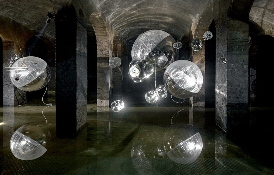 Инсталляция «Горизонт событий». Фото: Studio Tomas Saraceno