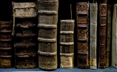 Чиним старые книги в местах их регионального скопления