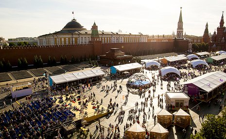 Тонкая красивая линия: музеи как издатели на фестивале «Красная площадь»