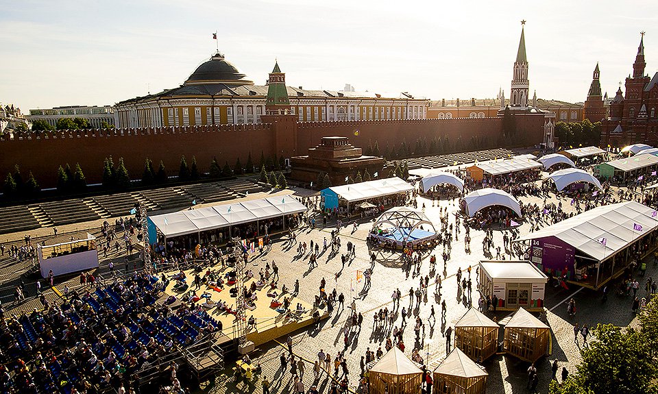2–6 июня в Москве пройдет книжный фестиваль «Красная площадь». Фото: Фото: Книжный фестиваль «Красная площадь»