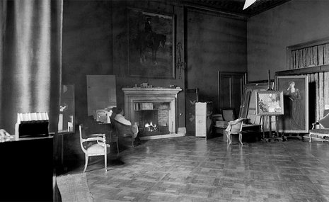 Из мастерской в Южном Кенсингтоне сделали выставочное пространство