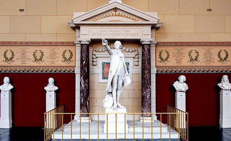 Отреставрирован версальский зал для игры в мяч, где зарождалась Великая французская революция