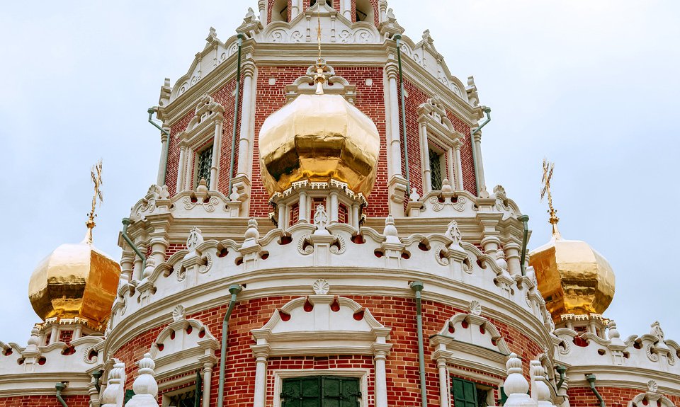 Фрагмент фасада Храма Покрова в Филях. Фото: Мосгорнаследие