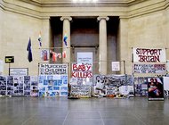Новый закон Великобритании о протестах может перевернуть мир искусства