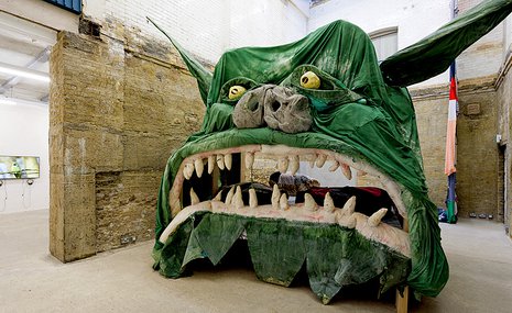 Какие события и каких героев должны увековечивать памятники нашего времени