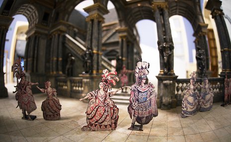 С благословения Минервы и по воле императрицы