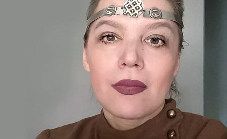 Елена Ковылина предлагает перформанс от вируса