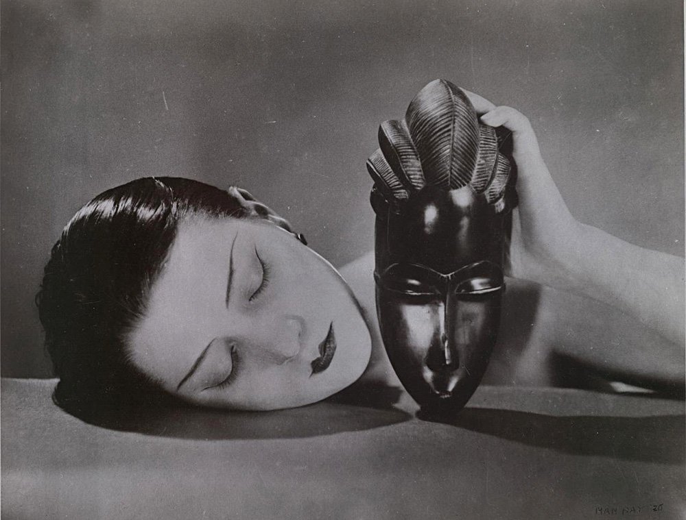 Ман Рэй. «Черное и белое». 1926. Фото: MAN RAY TRUST