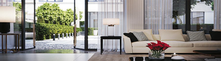 Вид на сад из лобби. Фото: Carré Blanc