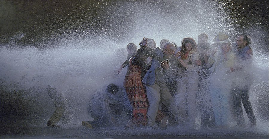 Билл Виола. «Плот». 2004. Фото: Kira Perov/Bill Viola Studio