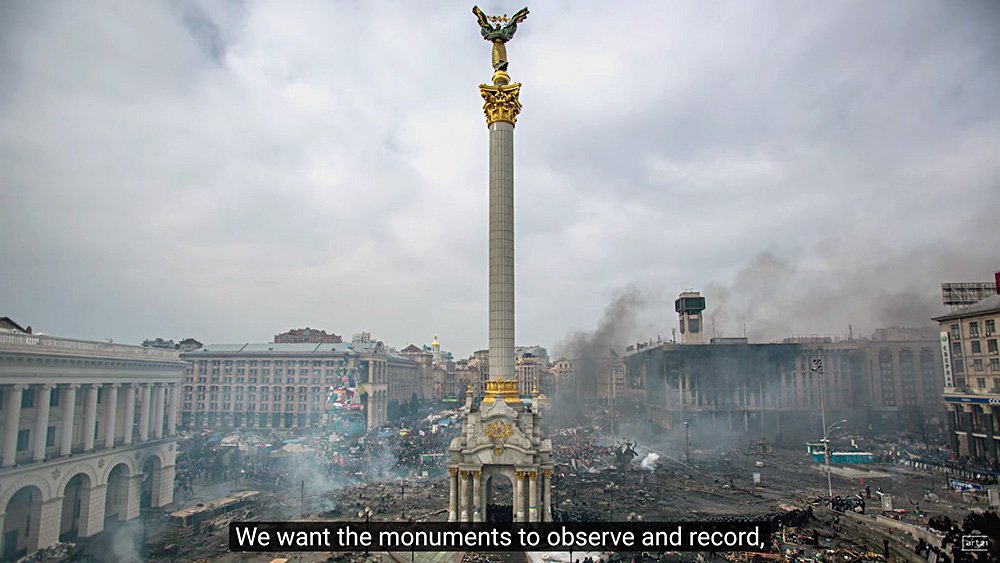 Кшиштоф Водичко. Кадр из видео Monument for the Living. Фото: Art21