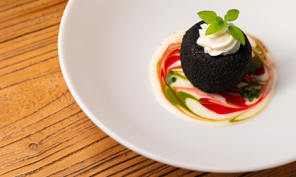 Одна из позиций сет-меню сицилийского ужина от Тони Ло Коко в «Кофемании Chef’s». Фото: «Кофемания Chef’s»