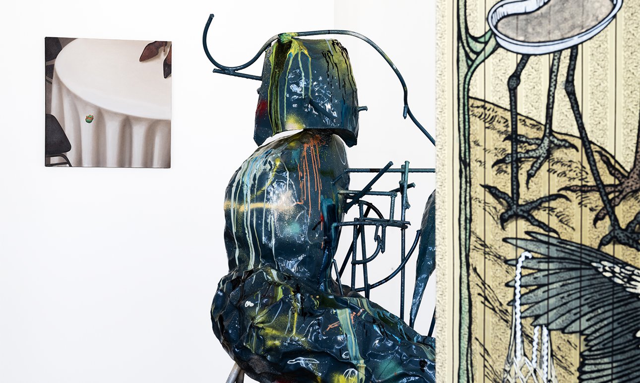Скульптура Ивана Горшкова на выставке «Тихий час» в LIMÉ Gallery. Фото: LIMÉ Gallery