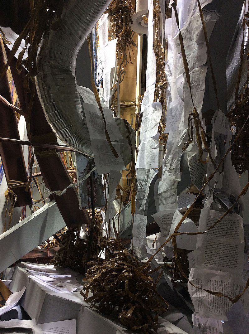 Томас Хиршхорн. «Крышу снесло». 2015