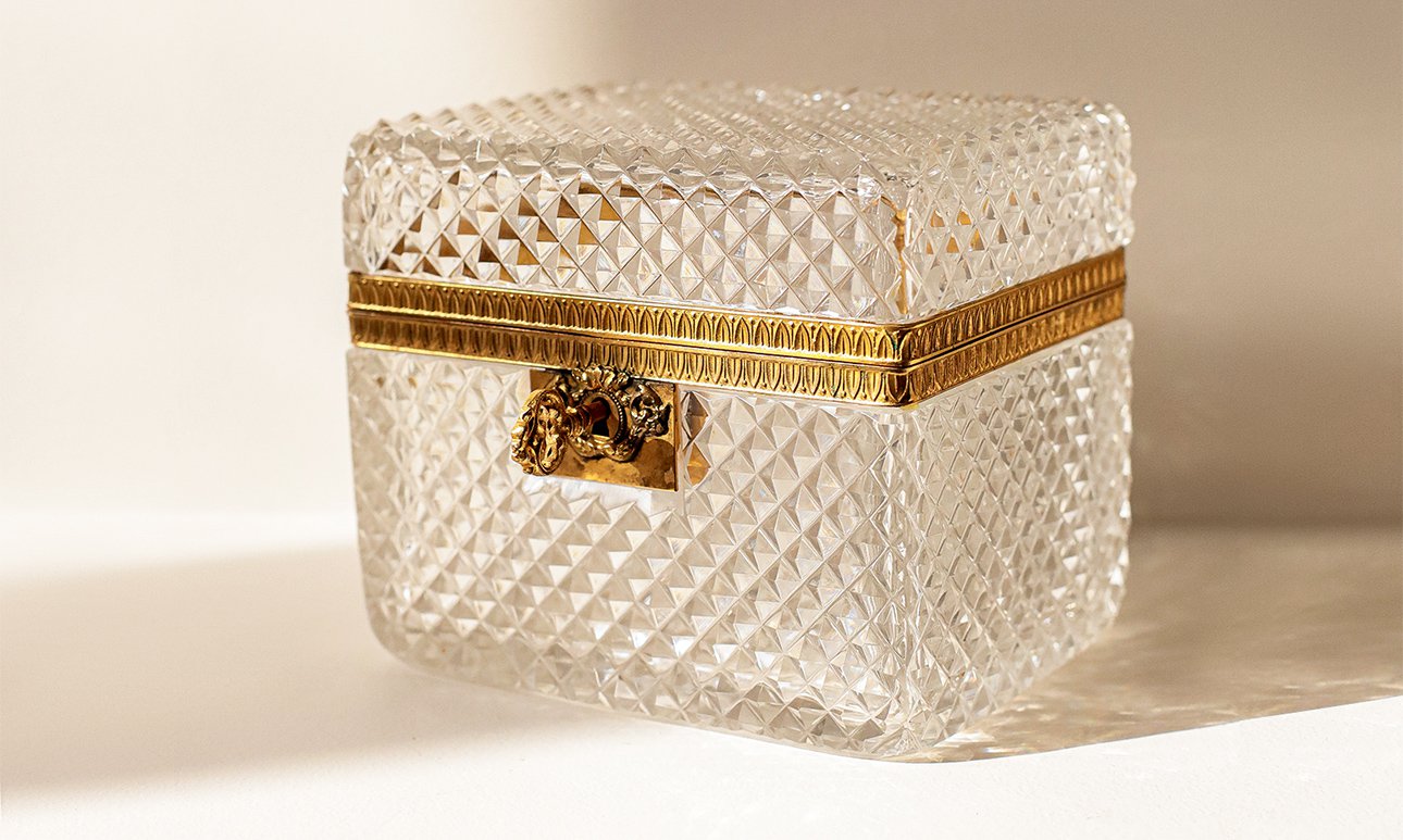 Хрустальная шкатулка. Baccarat. XIX век. Фото: «Частная резиденция»